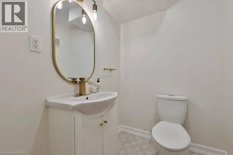 2478 Cavendish Drive Burlington ON L7P 3T9