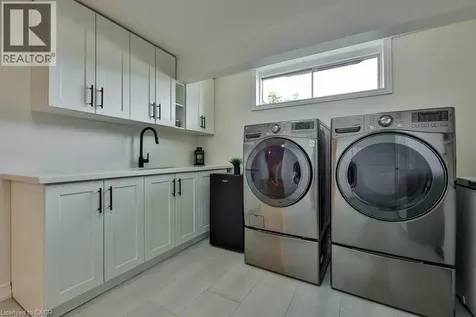 2478 Cavendish Drive Burlington ON L7P 3T9