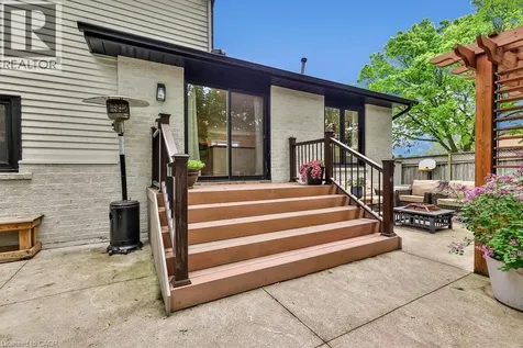 2478 Cavendish Drive Burlington ON L7P 3T9