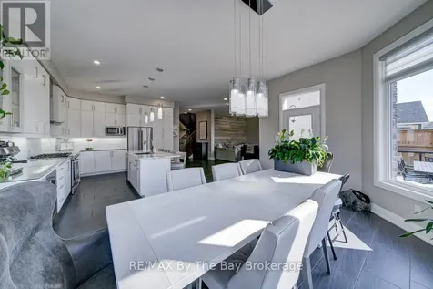 39 Gilpin Crescent Collingwood ON L9Y 0Z1
