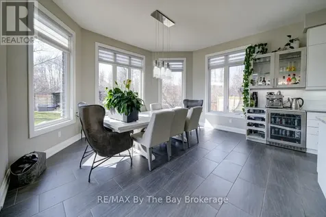 39 Gilpin Crescent Collingwood ON L9Y 0Z1