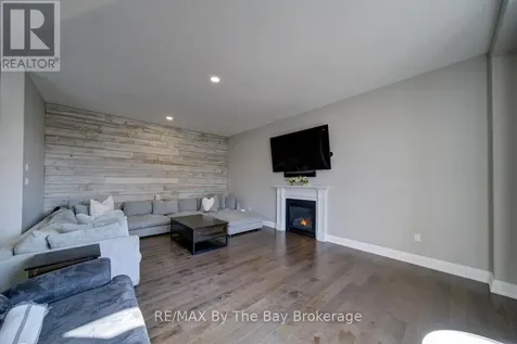 39 Gilpin Crescent Collingwood ON L9Y 0Z1