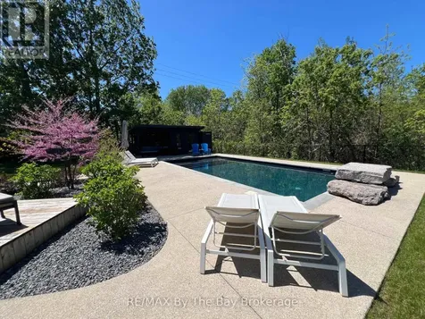 39 Gilpin Crescent Collingwood ON L9Y 0Z1
