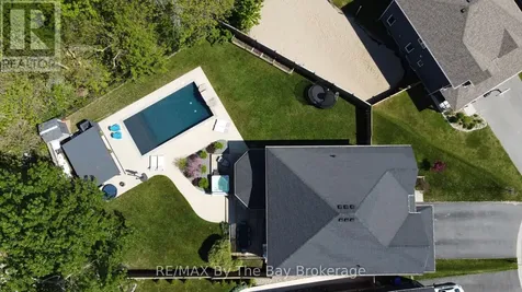 39 Gilpin Crescent Collingwood ON L9Y 0Z1