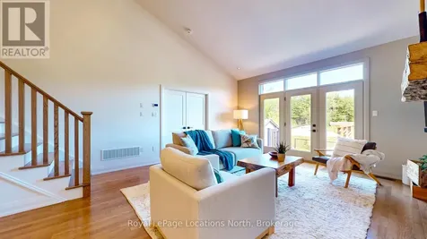 70 Plewes Drive Collingwood ON L9Y 3B7