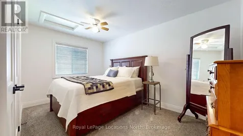 70 Plewes Drive Collingwood ON L9Y 3B7