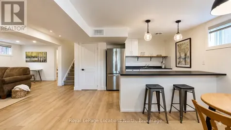 70 Plewes Drive Collingwood ON L9Y 3B7