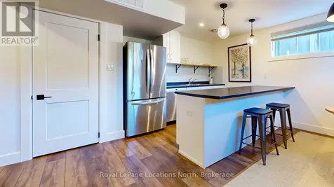 70 Plewes Drive Collingwood ON L9Y 3B7