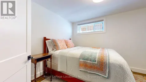 70 Plewes Drive Collingwood ON L9Y 3B7