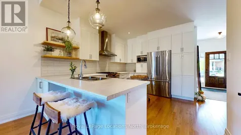 70 Plewes Drive Collingwood ON L9Y 3B7