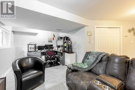 185 Highland Crescent Kitchener ON N2M 5P8