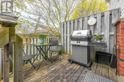 185 Highland Crescent Kitchener ON N2M 5P8