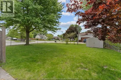 12374 Renaud Street Tecumseh ON N8N 1P6