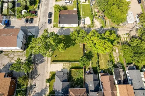 V/l Brant Street Windsor ON N9A 3E5