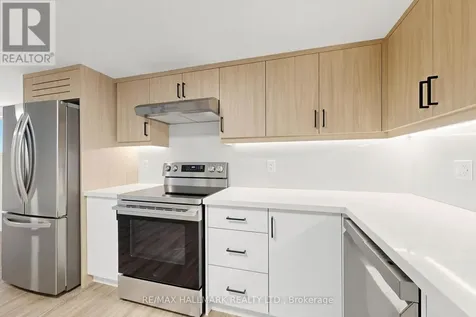 655 O'connor Drive Toronto (east York) ON M4C 3A8