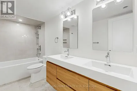 655 O'connor Drive Toronto (east York) ON M4C 3A8