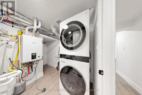 655 O'connor Drive Toronto (east York) ON M4C 3A8