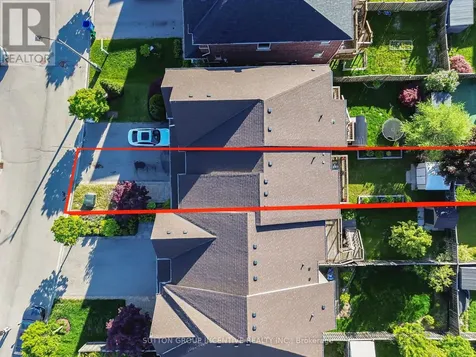 119 Thatcher Crescent East Gwillimbury ON L9N 0B9