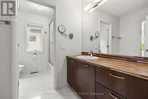 143 Stonemeadow Drive Ottawa ON K2M 0G9