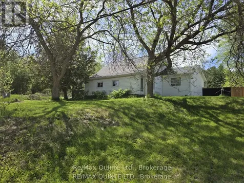 112959 Highway 7 Highway Addington Highlands ON K0H 1Z0