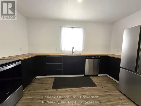 112959 Highway 7 Highway Addington Highlands ON K0H 1Z0