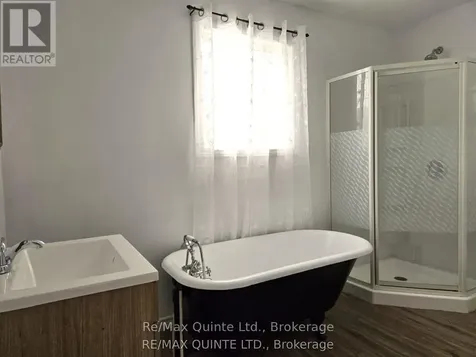 112959 Highway 7 Highway Addington Highlands ON K0H 1Z0