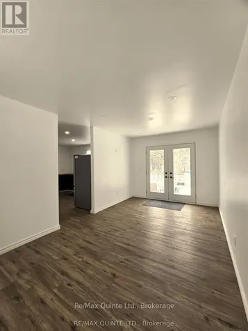 112959 Highway 7 Highway Addington Highlands ON K0H 1Z0