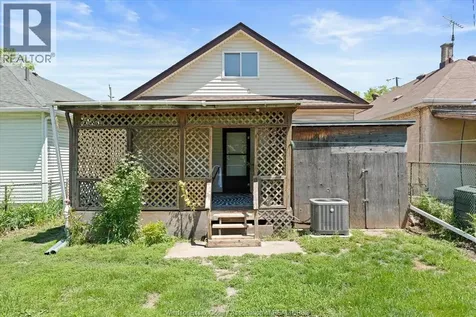 663 Brock Street Windsor ON N9C 2T1