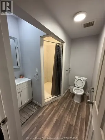329 Randolph Avenue Windsor ON N9B 2T4