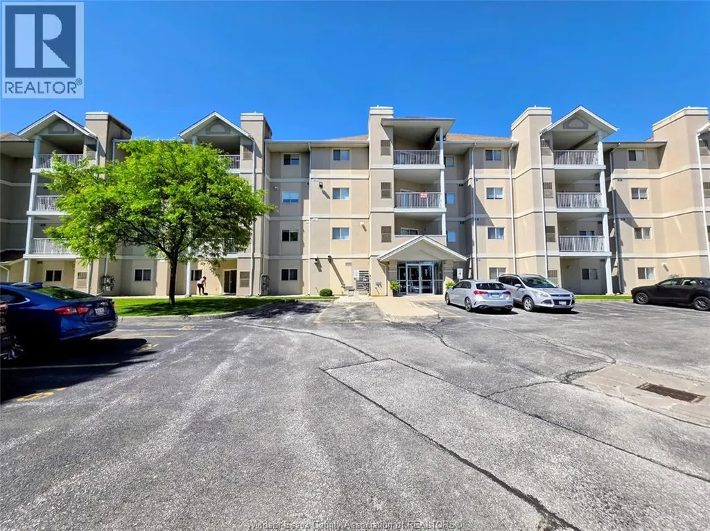 1655 Grand Marais Windsor ON N8E 4W4