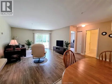 1655 Grand Marais Windsor ON N8E 4W4