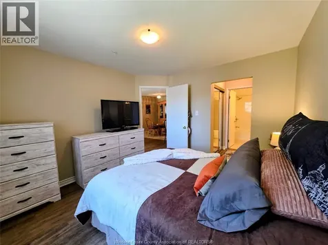 1655 Grand Marais Windsor ON N8E 4W4