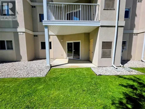 1655 Grand Marais Windsor ON N8E 4W4