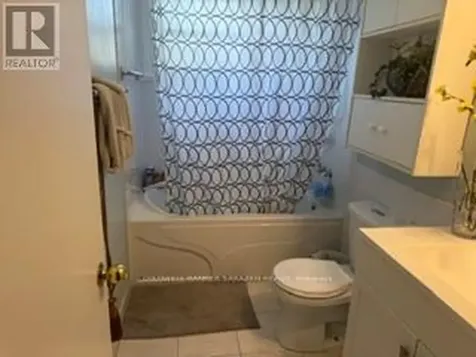 1437 Kingsdale Avenue Ottawa ON K1T 1G8