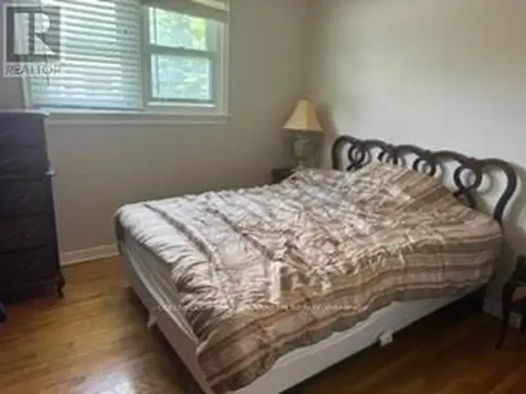 1437 Kingsdale Avenue Ottawa ON K1T 1G8
