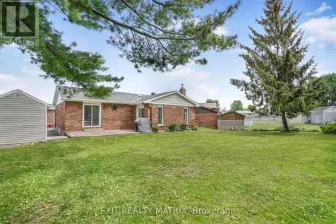 768 Dewhurst Avenue Cornwall ON K6J 5H4