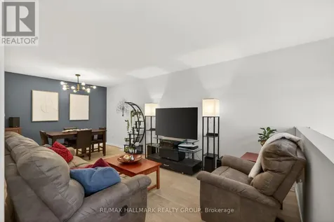 115 Cedardown Private Ottawa ON K2J 0W2