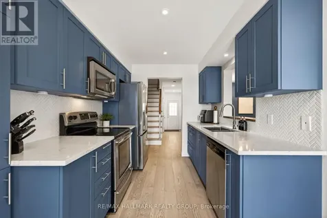 115 Cedardown Private Ottawa ON K2J 0W2