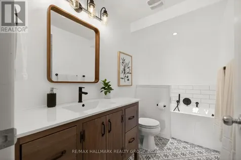 115 Cedardown Private Ottawa ON K2J 0W2