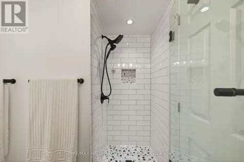 115 Cedardown Private Ottawa ON K2J 0W2