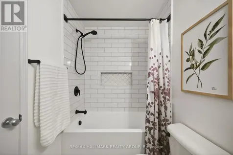 115 Cedardown Private Ottawa ON K2J 0W2