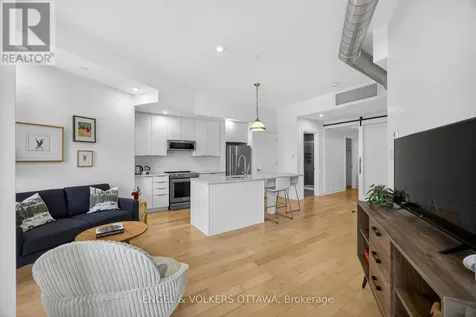 101 Pinhey Street Ottawa ON K1Y 1V9