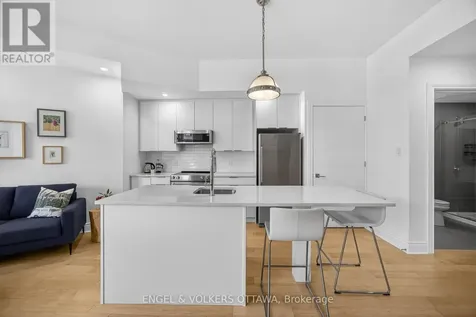 101 Pinhey Street Ottawa ON K1Y 1V9