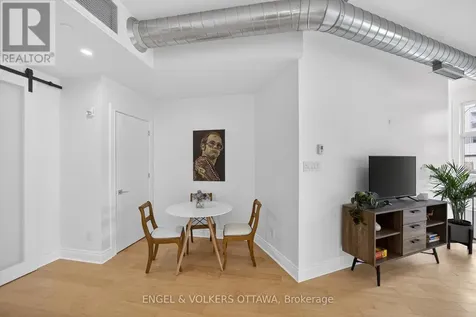 101 Pinhey Street Ottawa ON K1Y 1V9