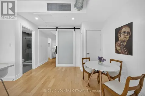 101 Pinhey Street Ottawa ON K1Y 1V9