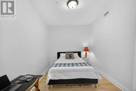101 Pinhey Street Ottawa ON K1Y 1V9