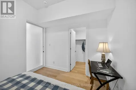 101 Pinhey Street Ottawa ON K1Y 1V9
