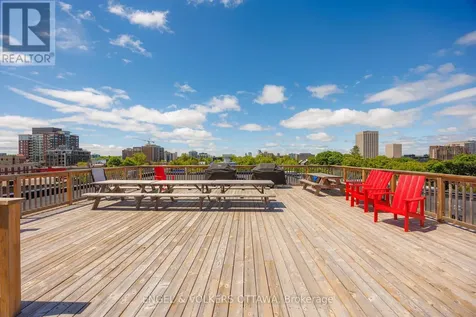 101 Pinhey Street Ottawa ON K1Y 1V9