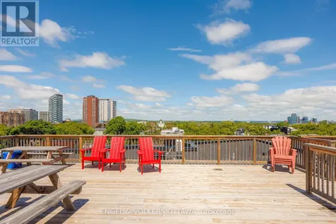 101 Pinhey Street Ottawa ON K1Y 1V9