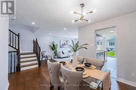132 Mancini Way East Ottawa ON K2J 3V1